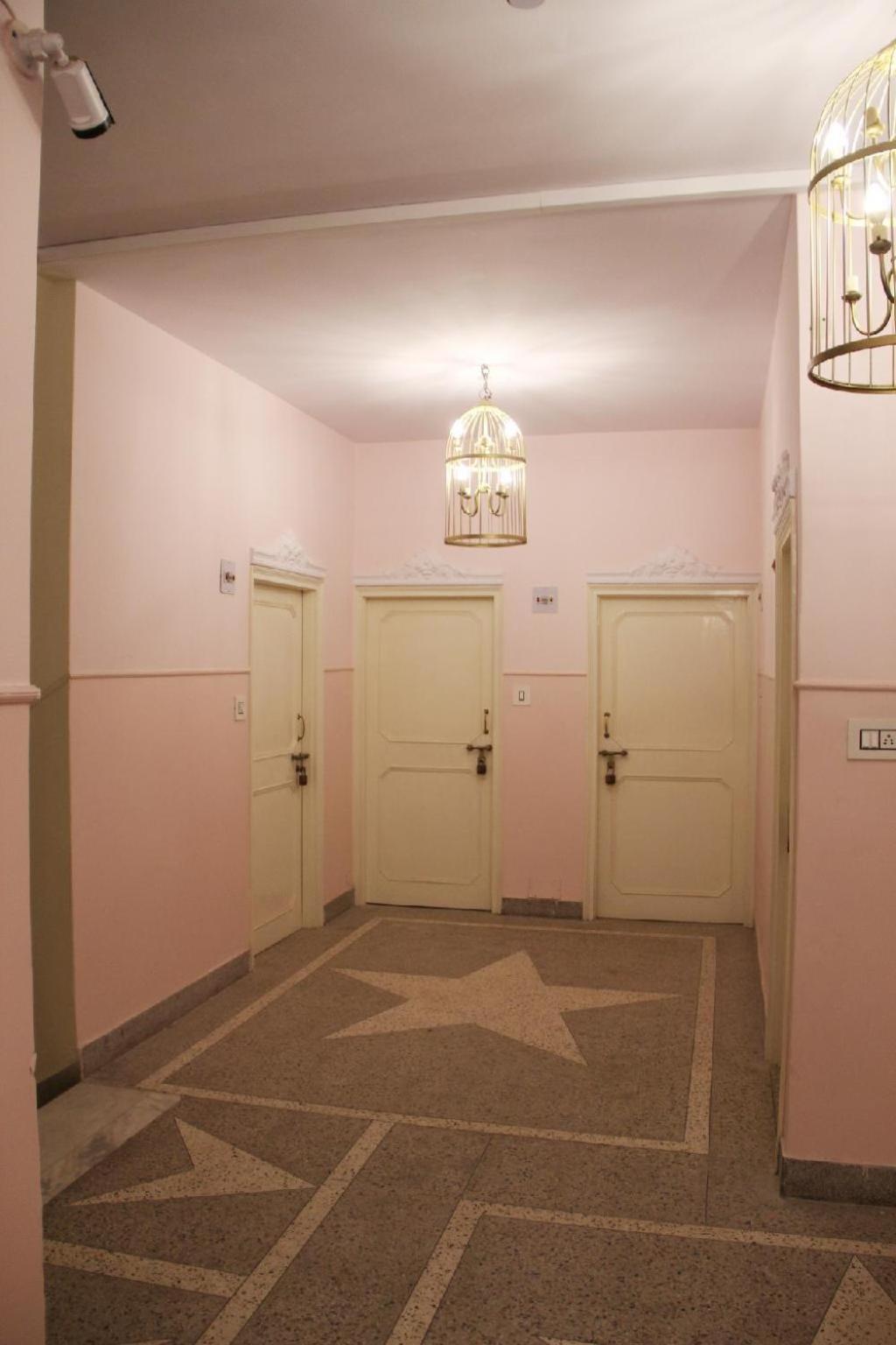 Hotel Pink Palace Τζαϊπούρ Εξωτερικό φωτογραφία