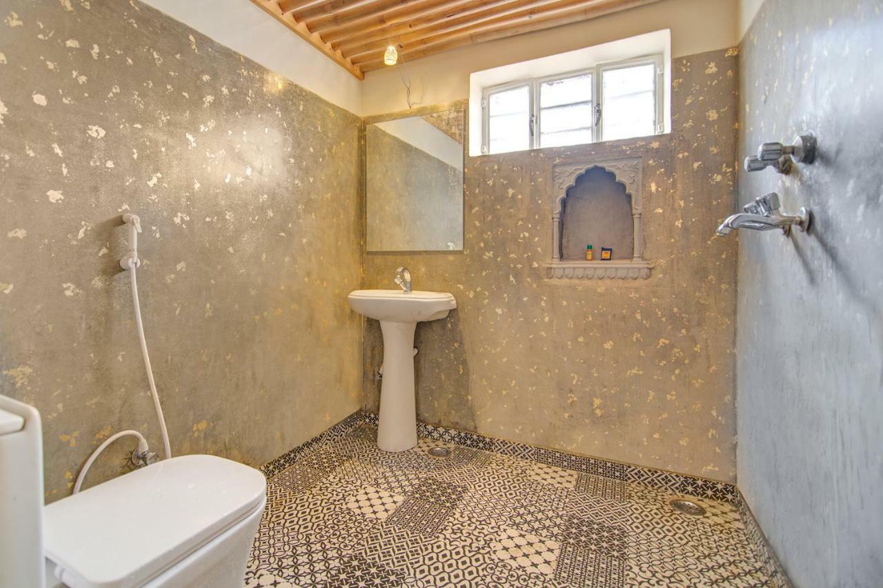 Hotel Pink Palace Τζαϊπούρ Εξωτερικό φωτογραφία