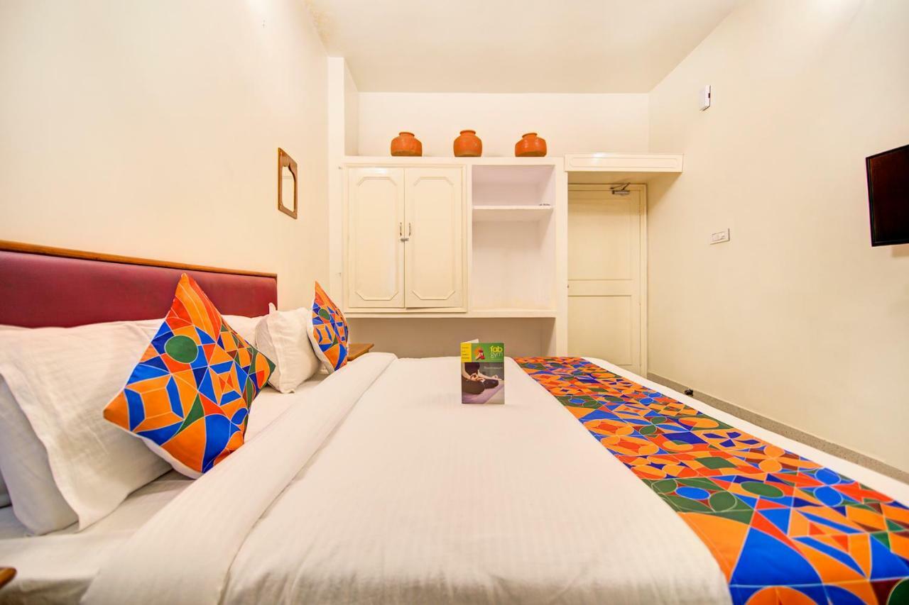 Hotel Pink Palace Τζαϊπούρ Εξωτερικό φωτογραφία