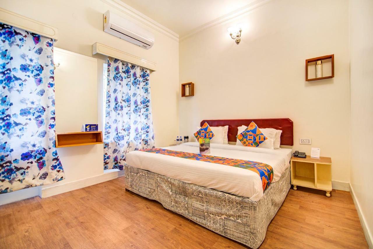 Hotel Pink Palace Τζαϊπούρ Εξωτερικό φωτογραφία