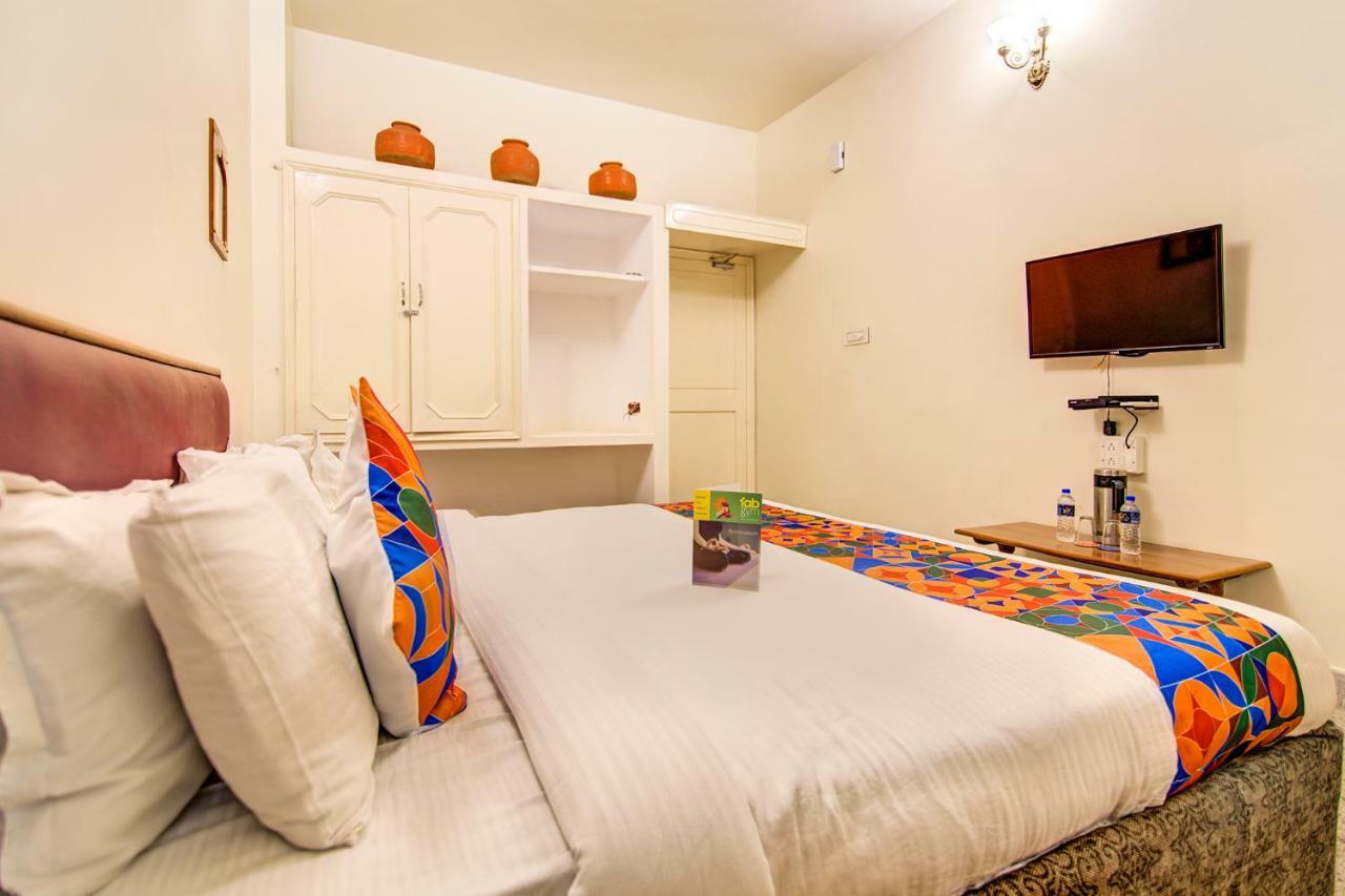 Hotel Pink Palace Τζαϊπούρ Εξωτερικό φωτογραφία